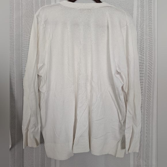 Loft White Button-Up Cardigan - Picture 4 of 4
